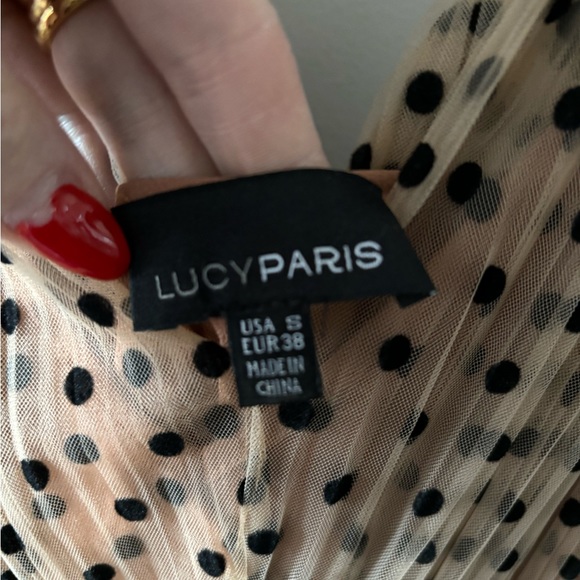 Princess Dress 👸🏼 - Picture 3 of 3